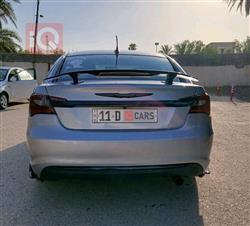 Chrysler 200